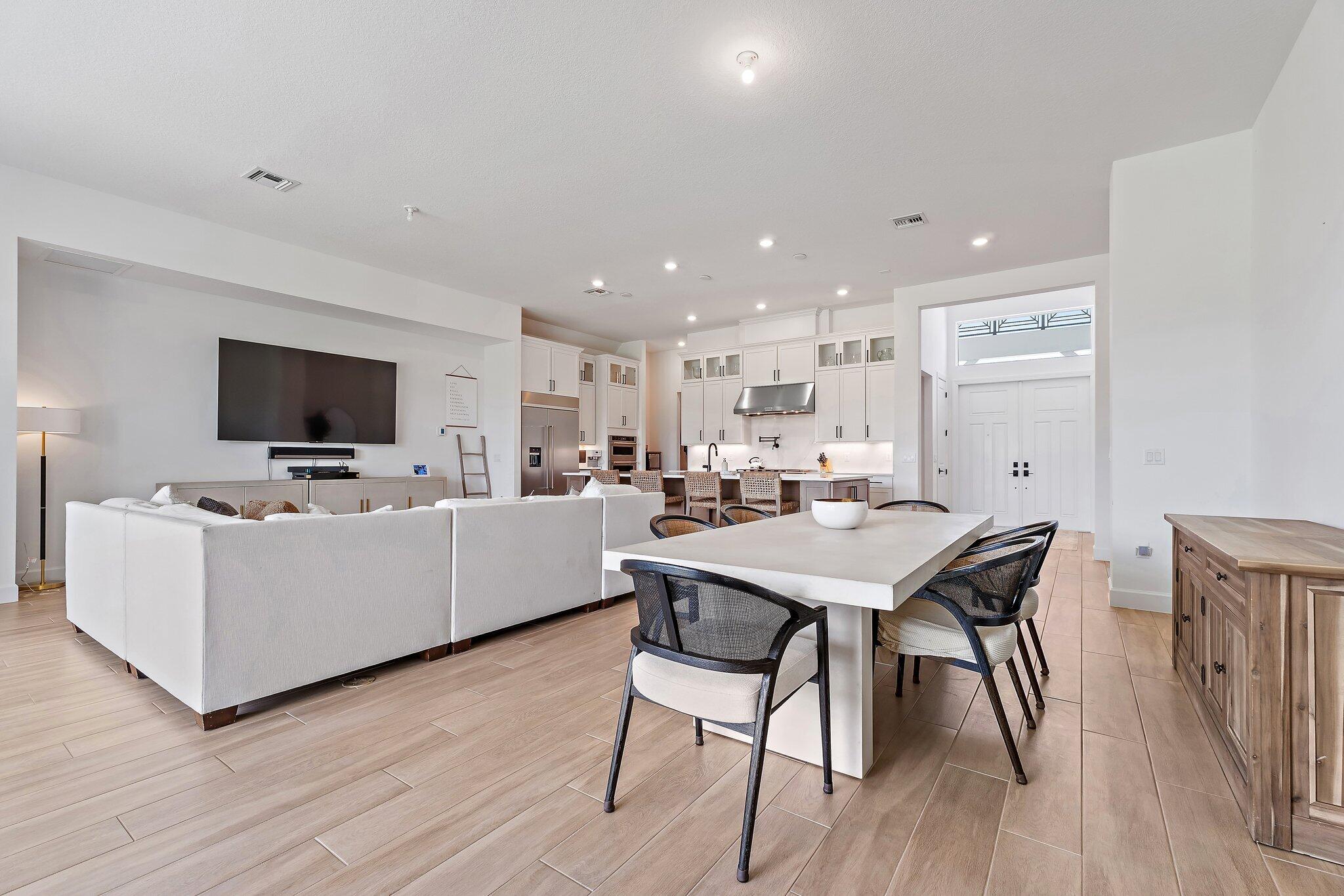 20161 SE Bridgewater Drive