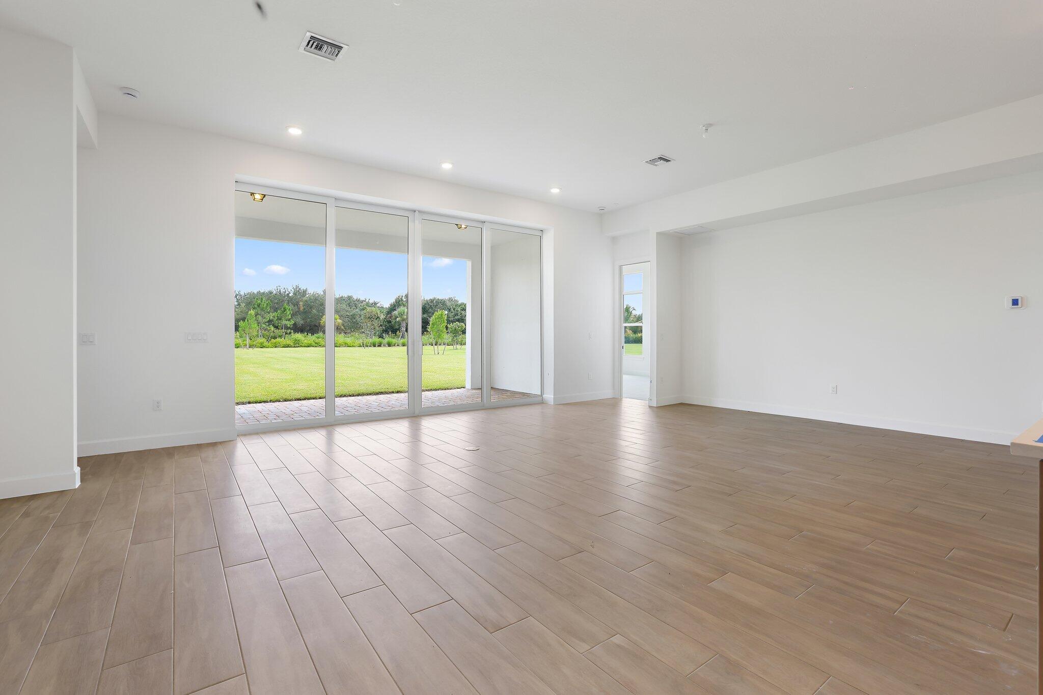 20161 SE Bridgewater Drive