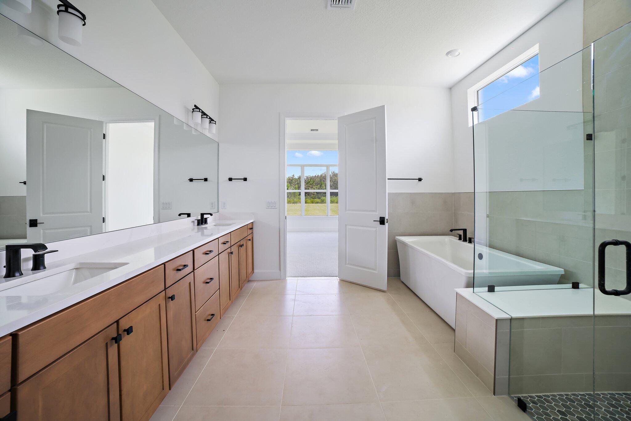 20161 SE Bridgewater Drive