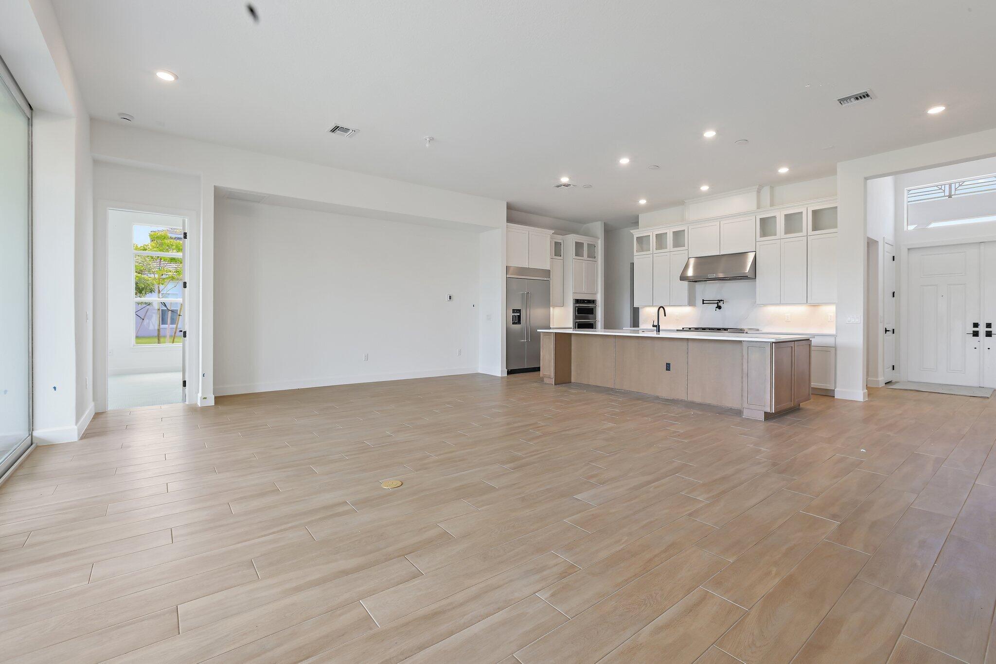 20161 SE Bridgewater Drive