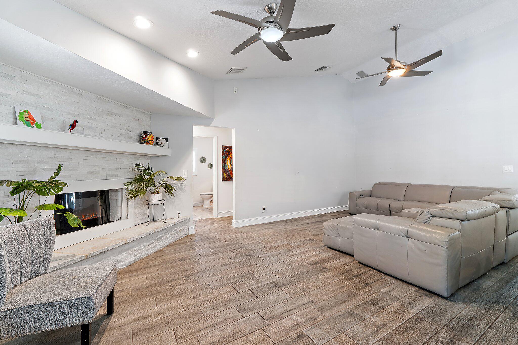 13033 Randolph Siding Road N