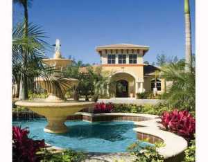 340 Crestwood Circle 307