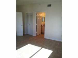 340 Crestwood Circle 307