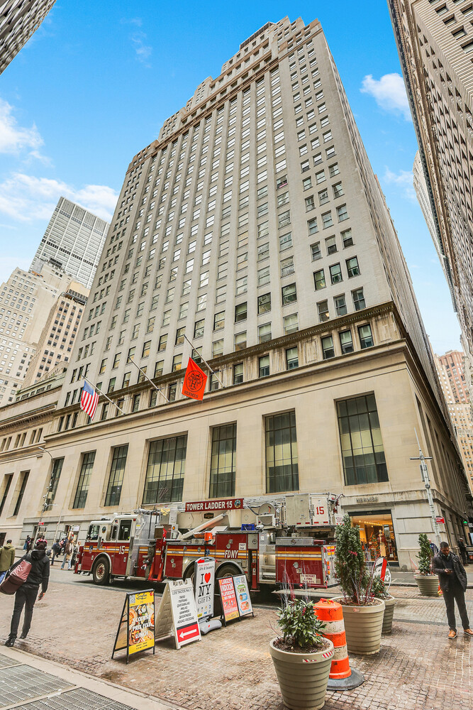 15 BROAD Street 904