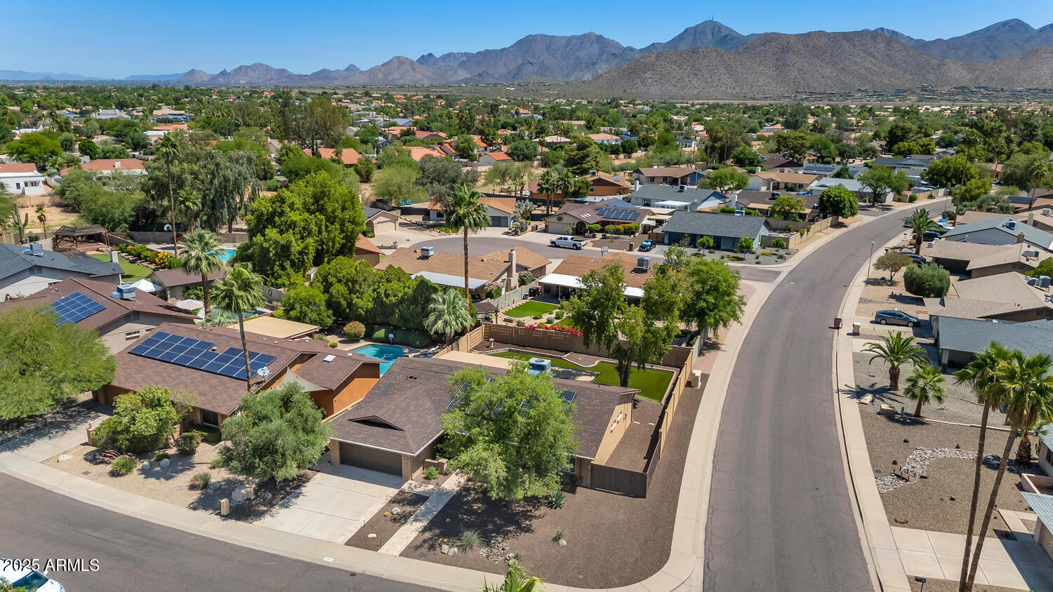 10590 E MERCER Lane