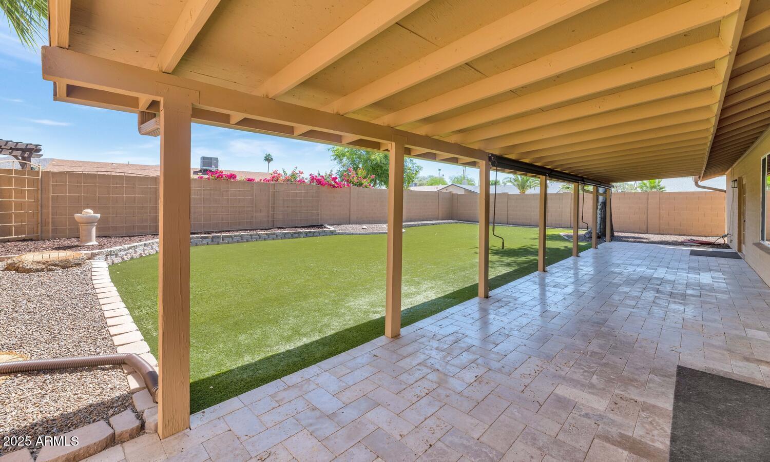 10590 E MERCER Lane