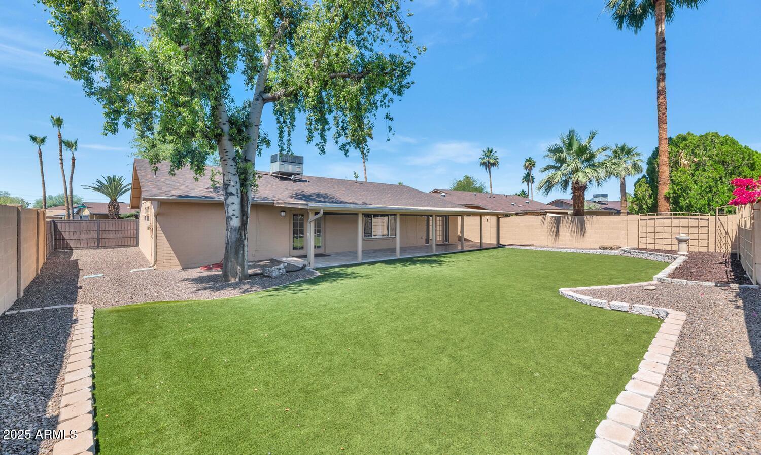 10590 E MERCER Lane