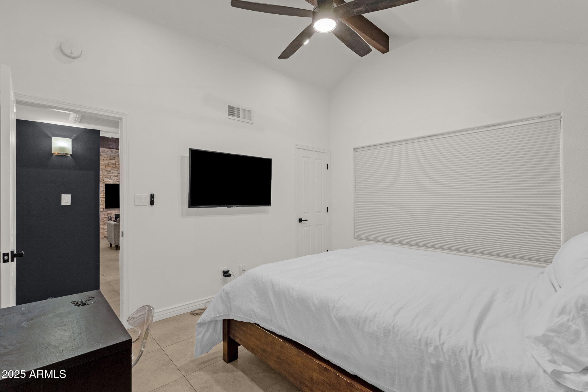 10055 E Mountainview Lake Drive, 2033