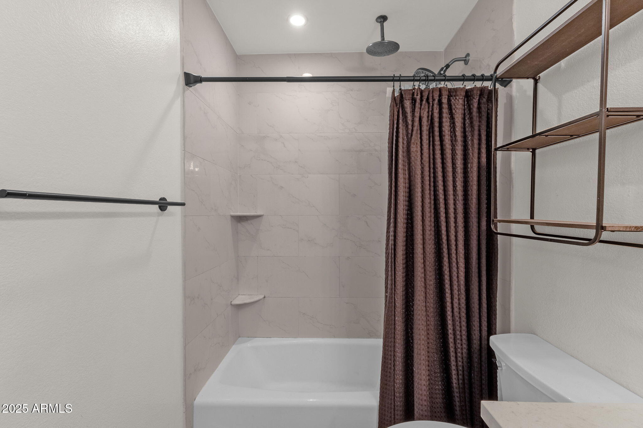 10055 E Mountainview Lake Drive, 2033