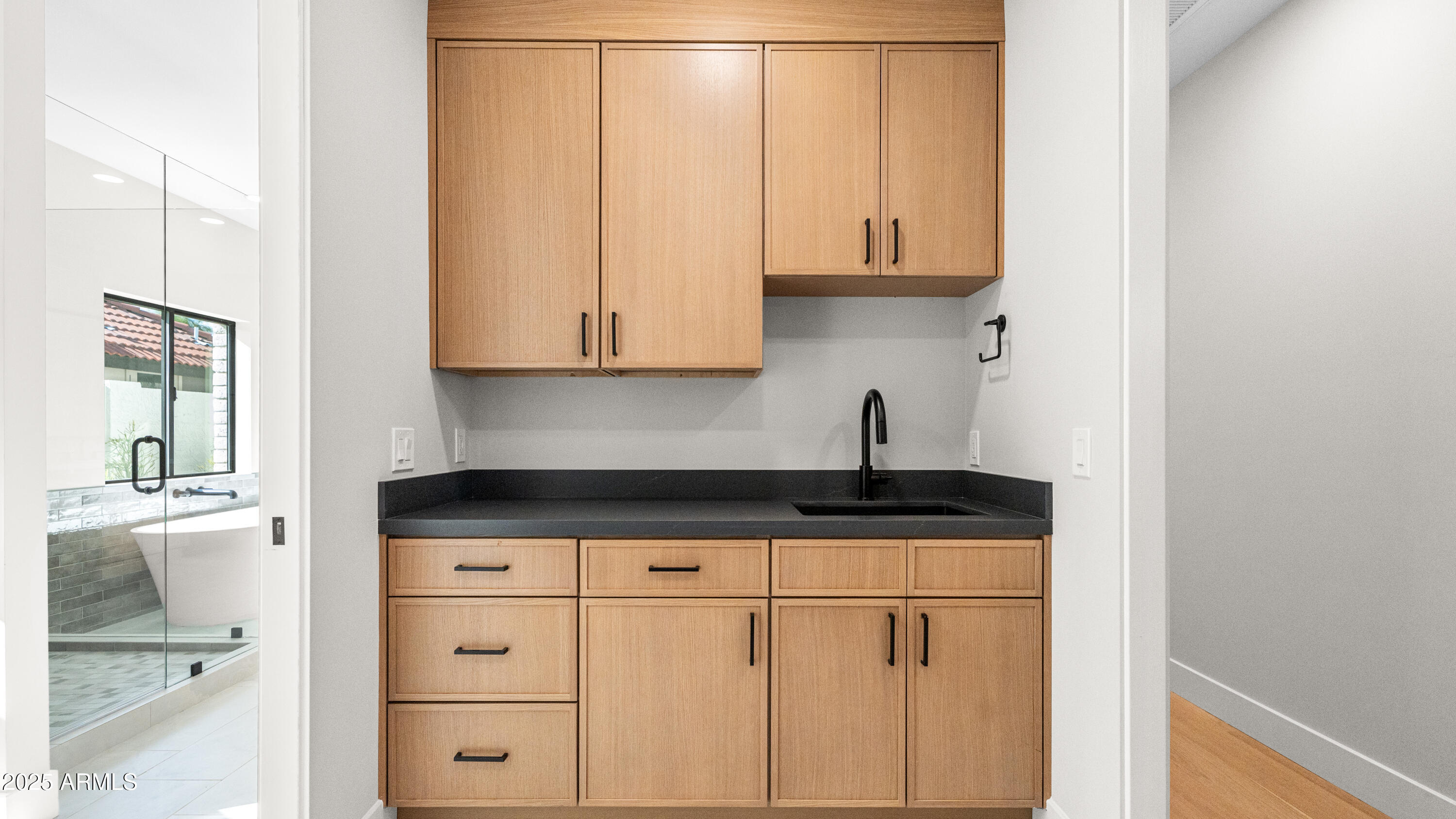 7724 E CHARTER OAK Road