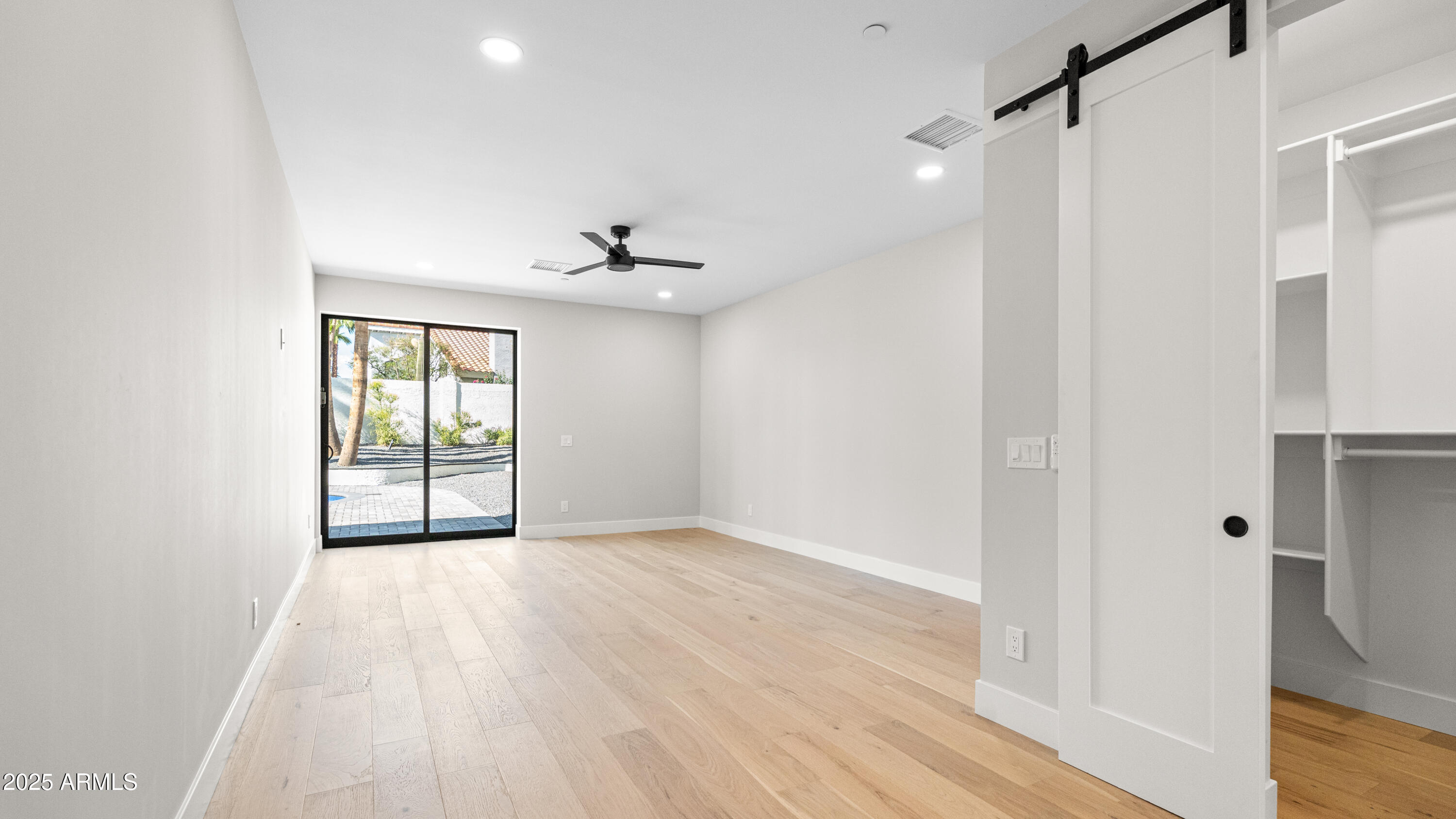 7724 E CHARTER OAK Road