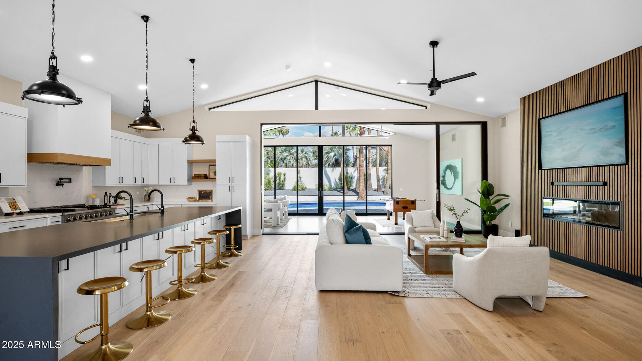 7724 E CHARTER OAK Road