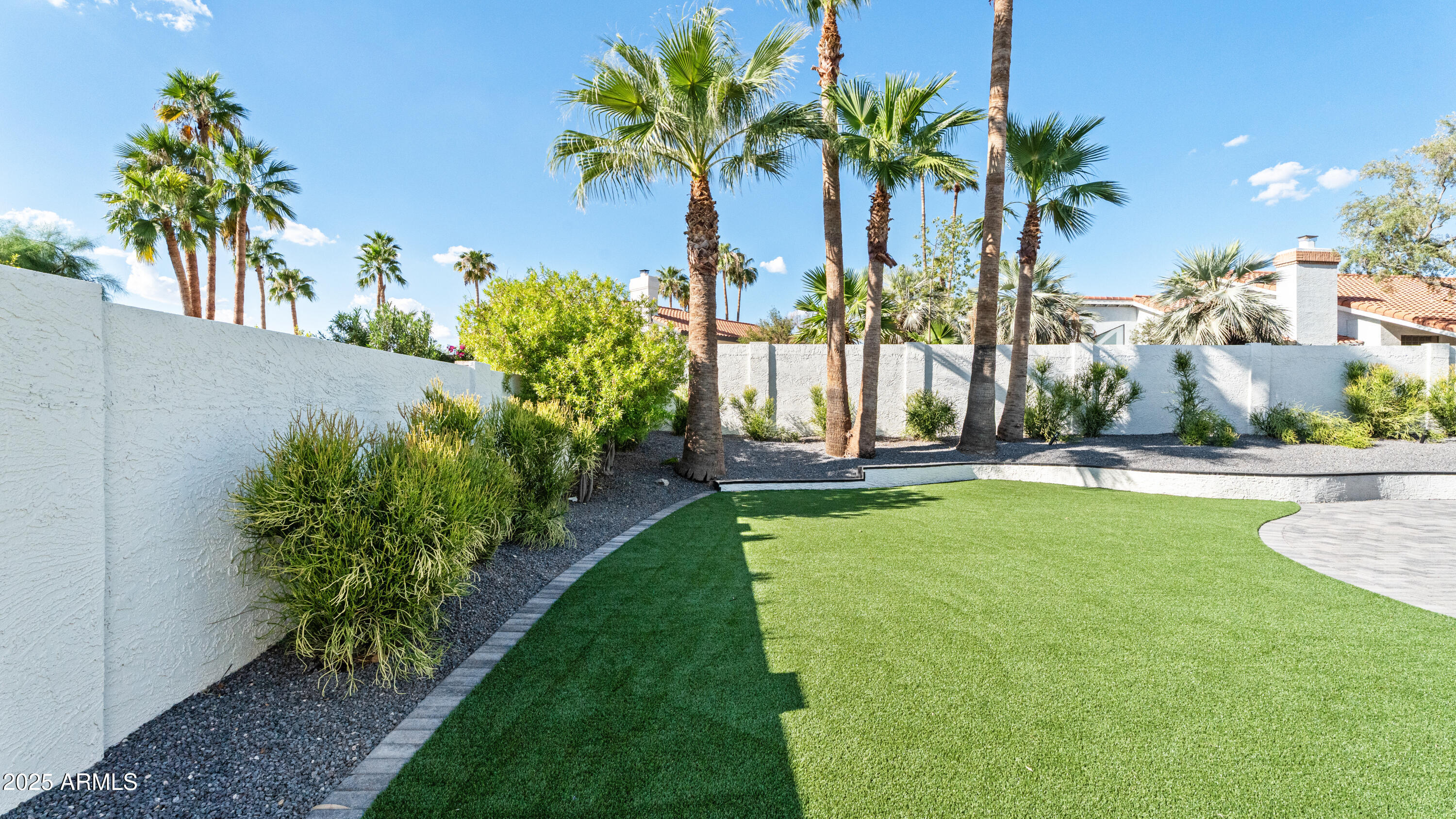 7724 E CHARTER OAK Road