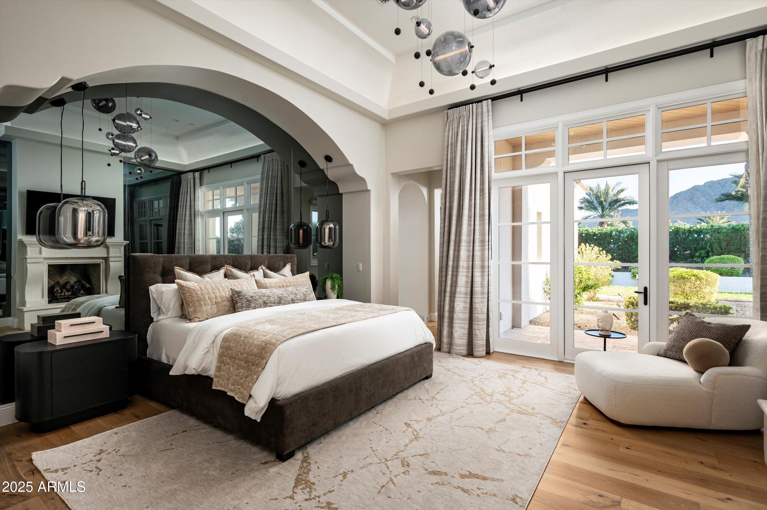 5729 E JOSHUA TREE Lane