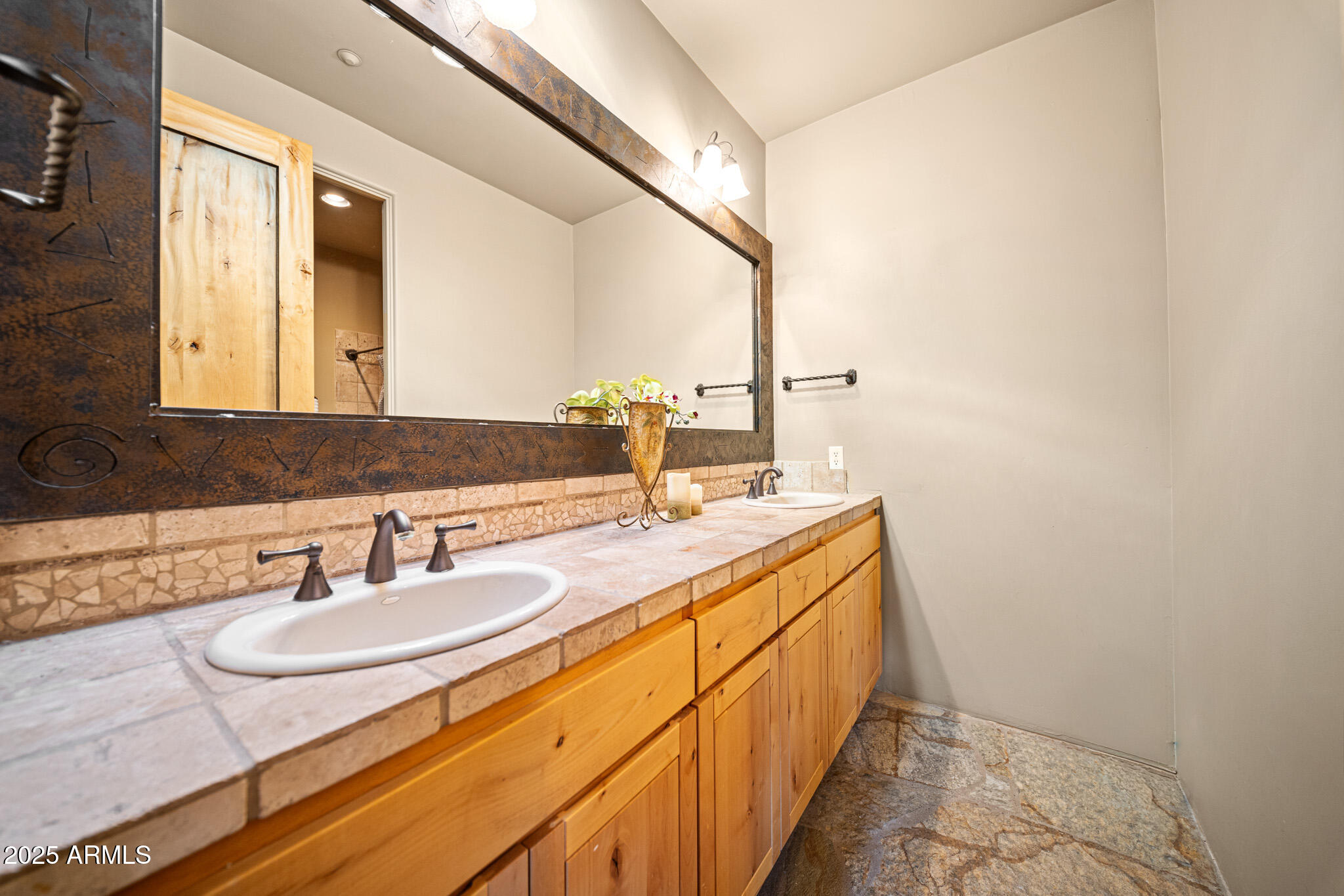 12555 E SADDLEHORN Trail