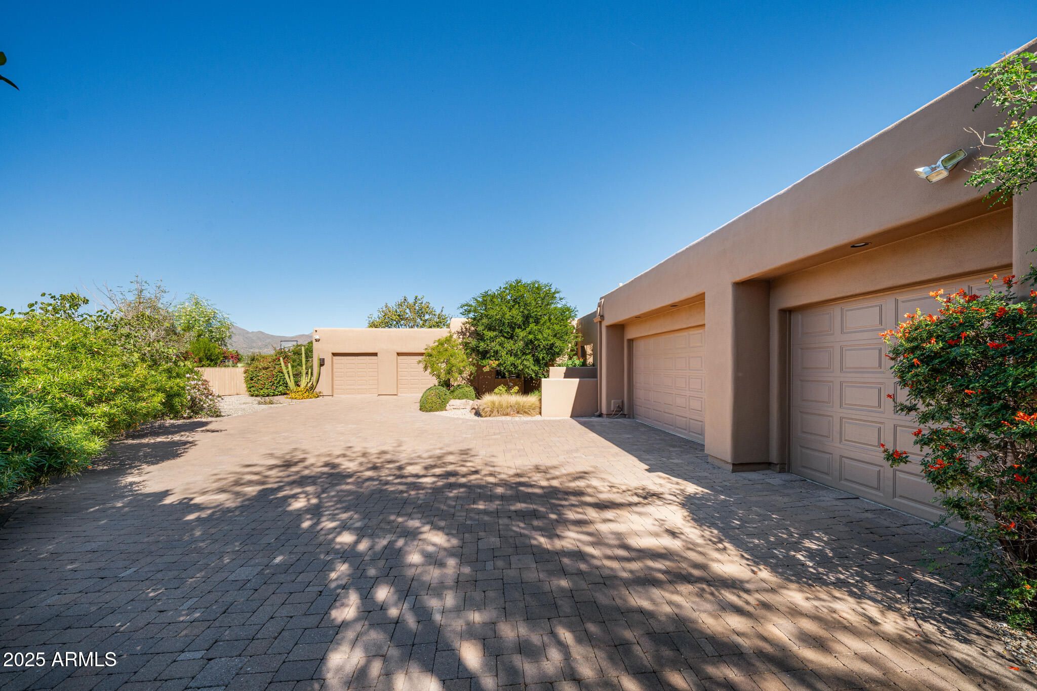 12555 E SADDLEHORN Trail