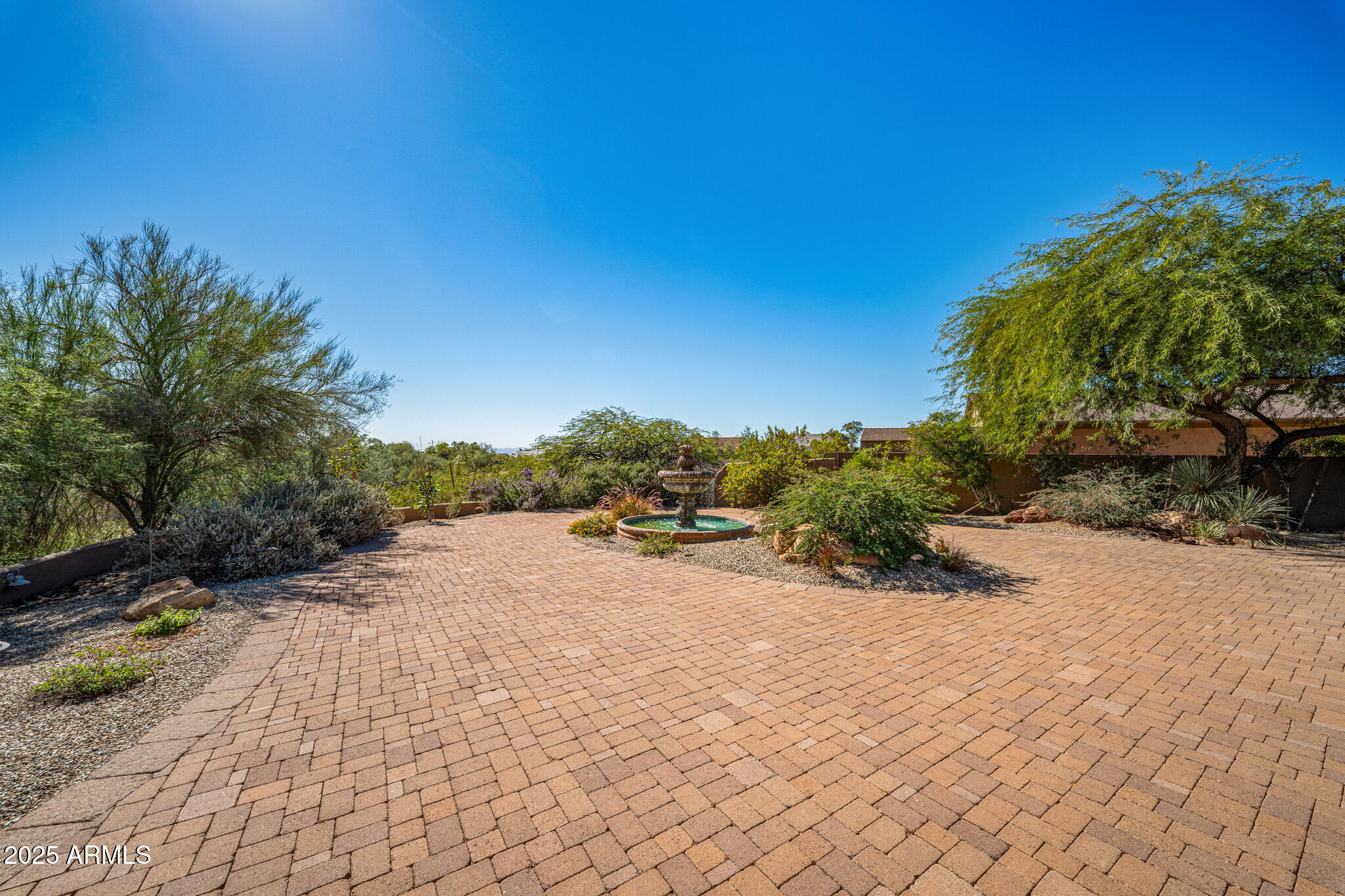 12555 E SADDLEHORN Trail