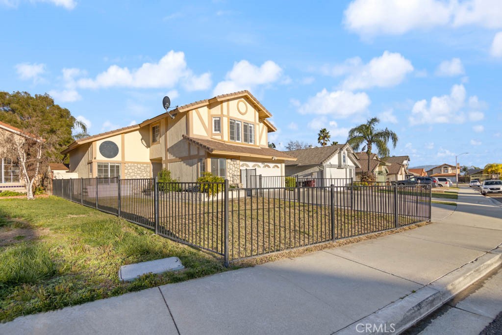 24420 Oakridge Circle