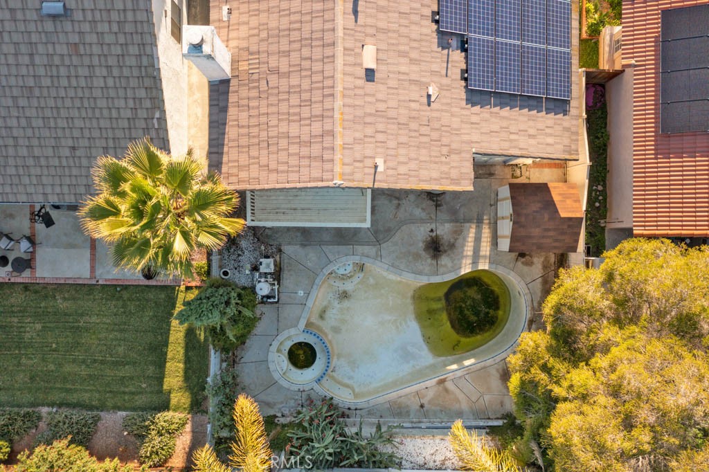 24420 Oakridge Circle