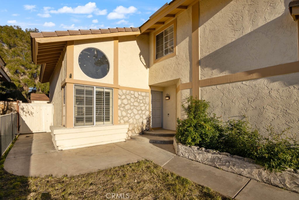 24420 Oakridge Circle