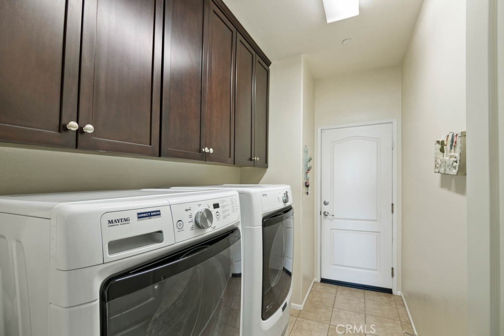 24061 Grafton Avenue