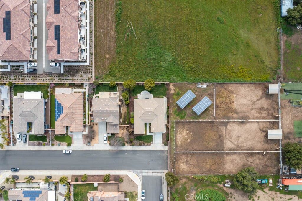 24061 Grafton Avenue