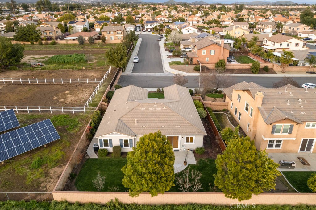 24061 Grafton Avenue