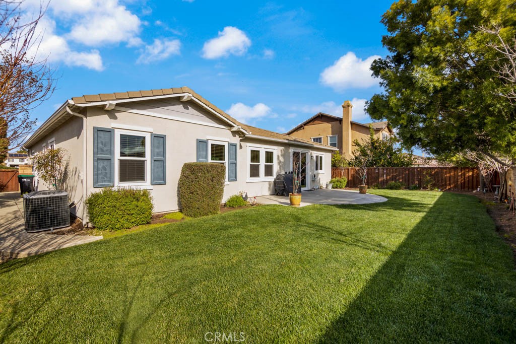 24061 Grafton Avenue