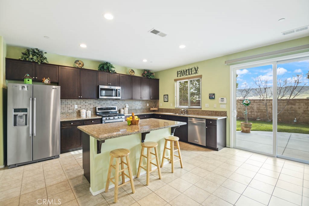 24061 Grafton Avenue