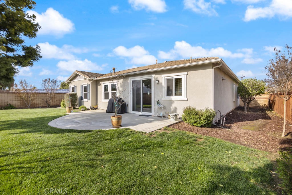 24061 Grafton Avenue