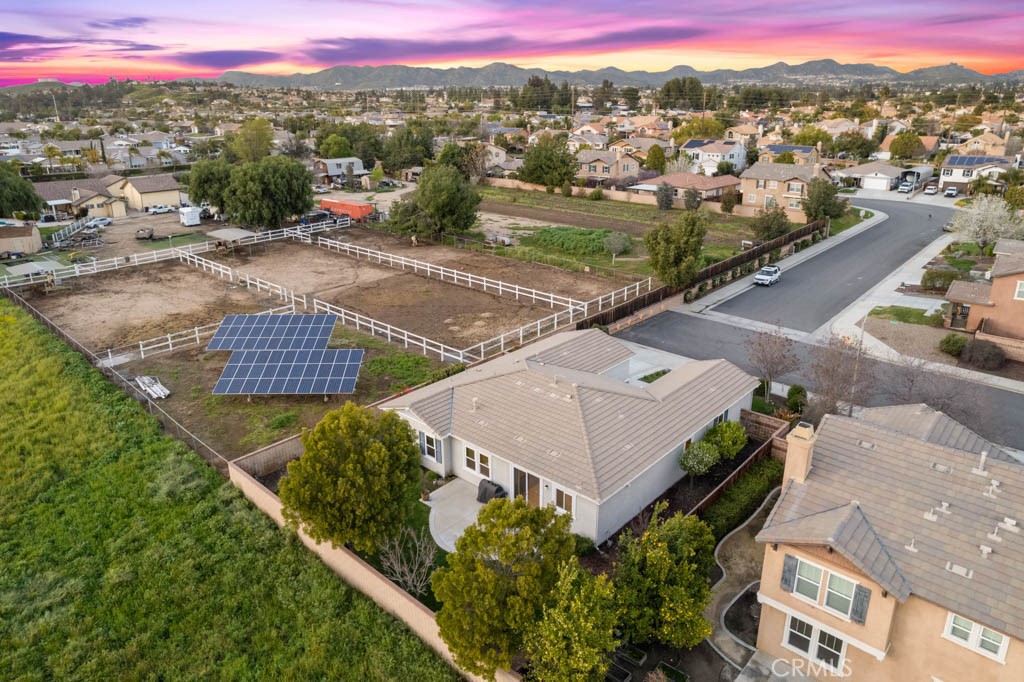 24061 Grafton Avenue