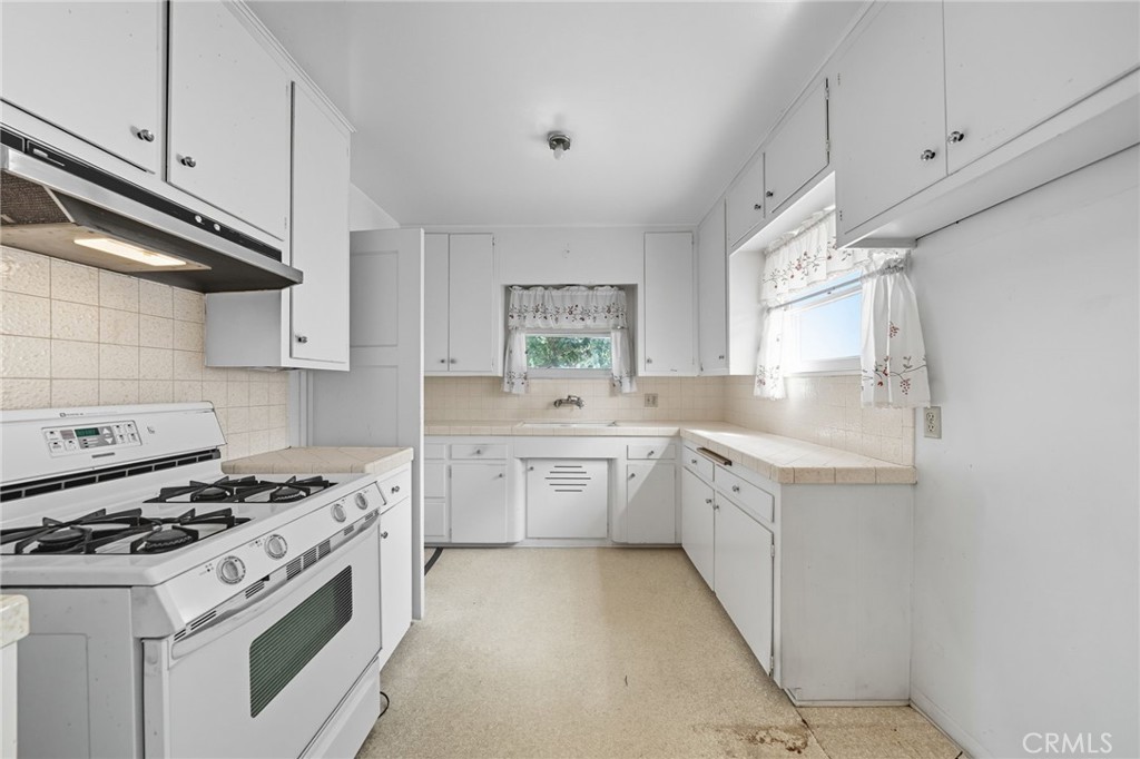 978 Lehigh