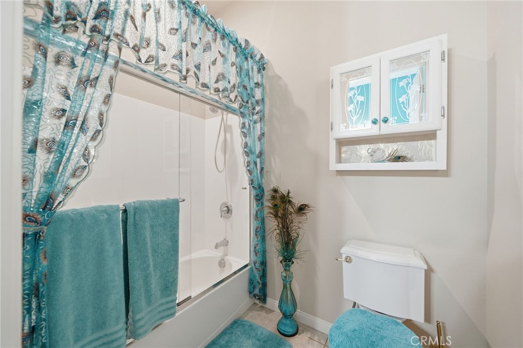 81693 Avenida Sombra