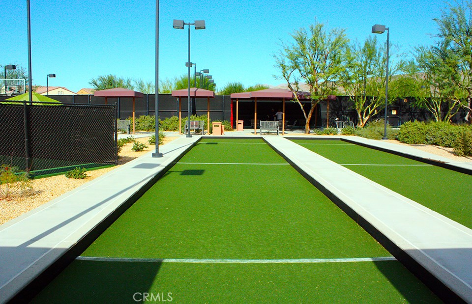 81693 Avenida Sombra