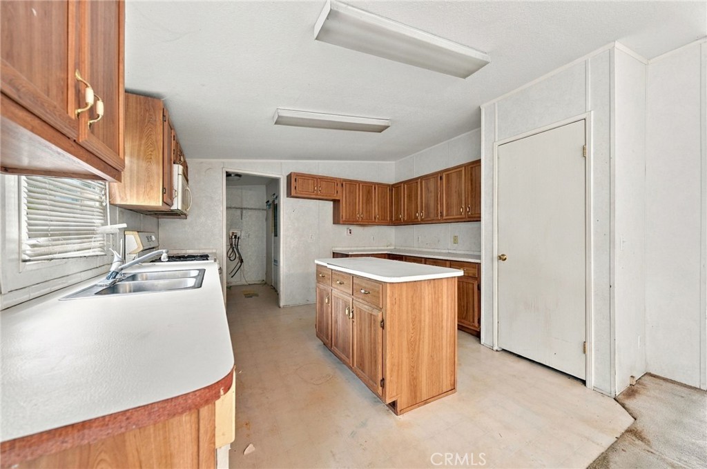 31130 S General Kearny Road 190