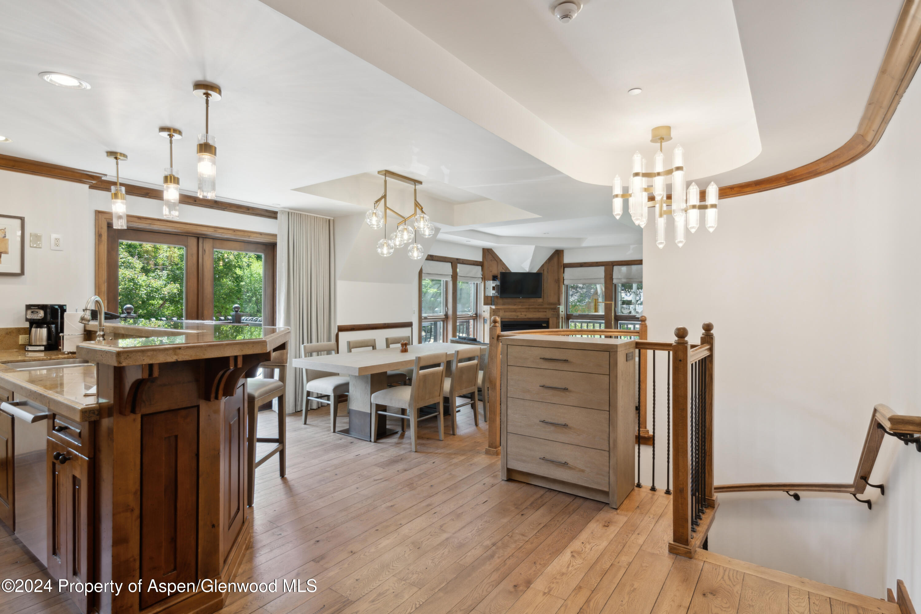 415 E Dean Street, 44ABC Weeks 51/52
