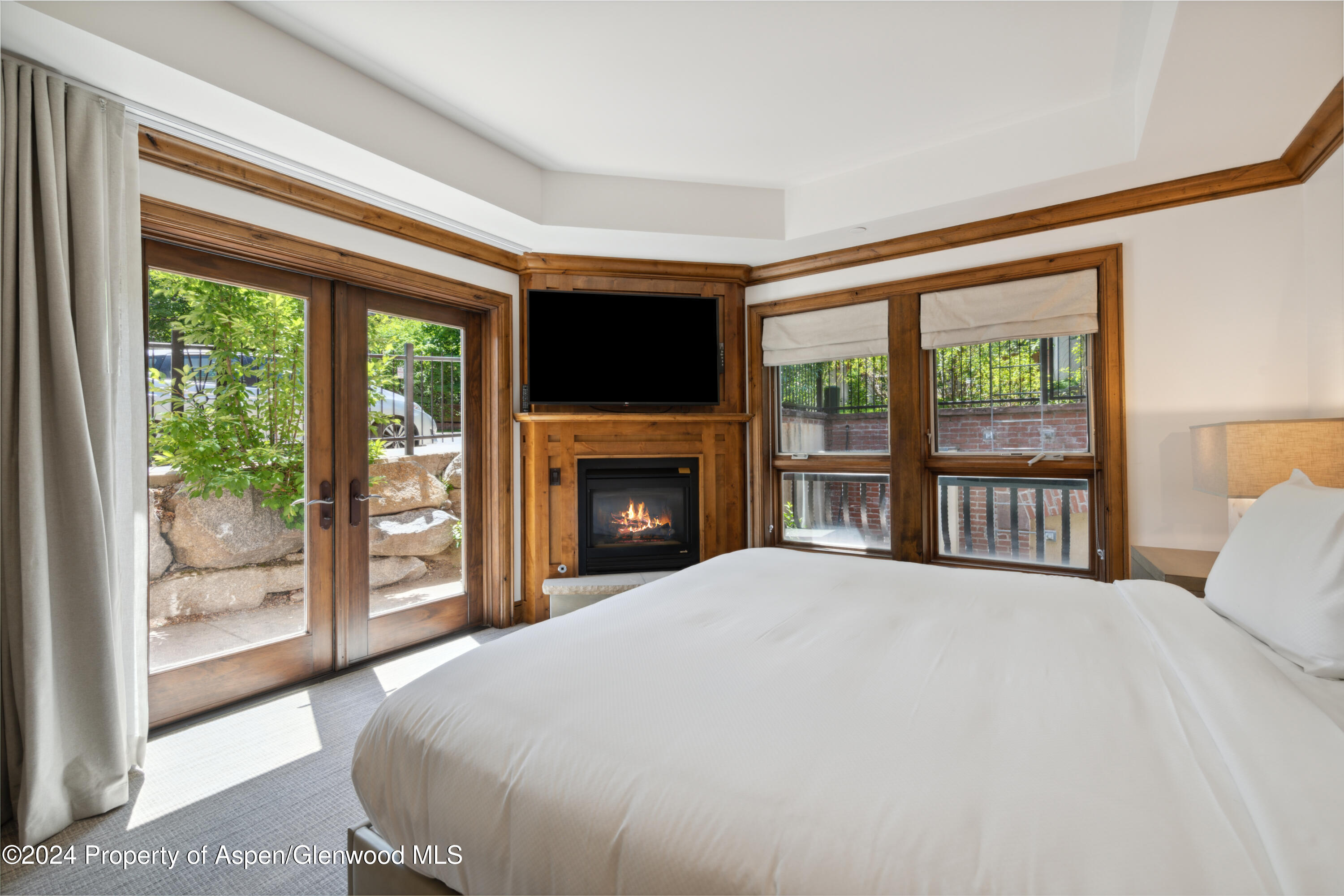 415 E Dean Street, 44ABC Weeks 51/52
