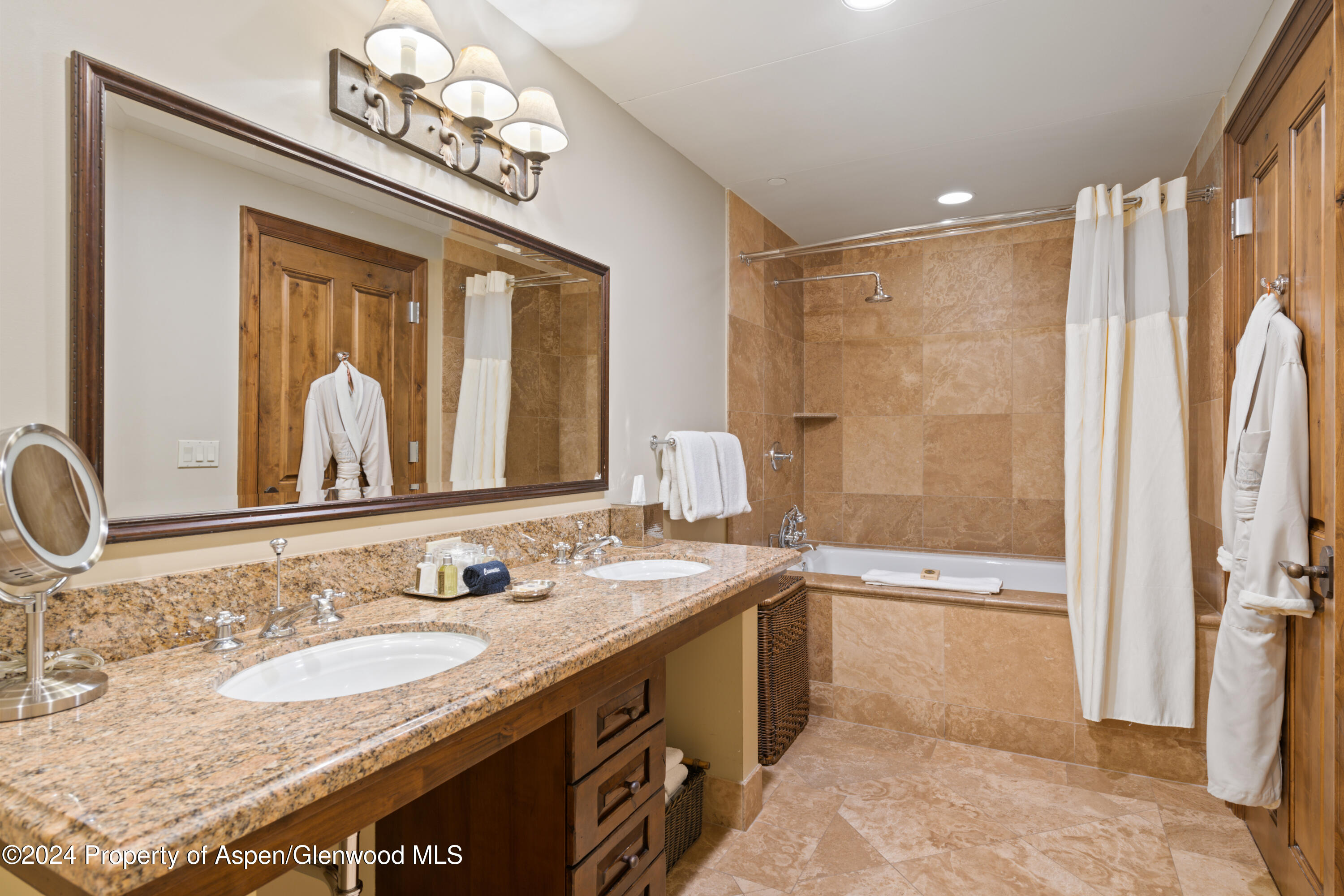 415 E Dean Street, 44ABC Weeks 51/52