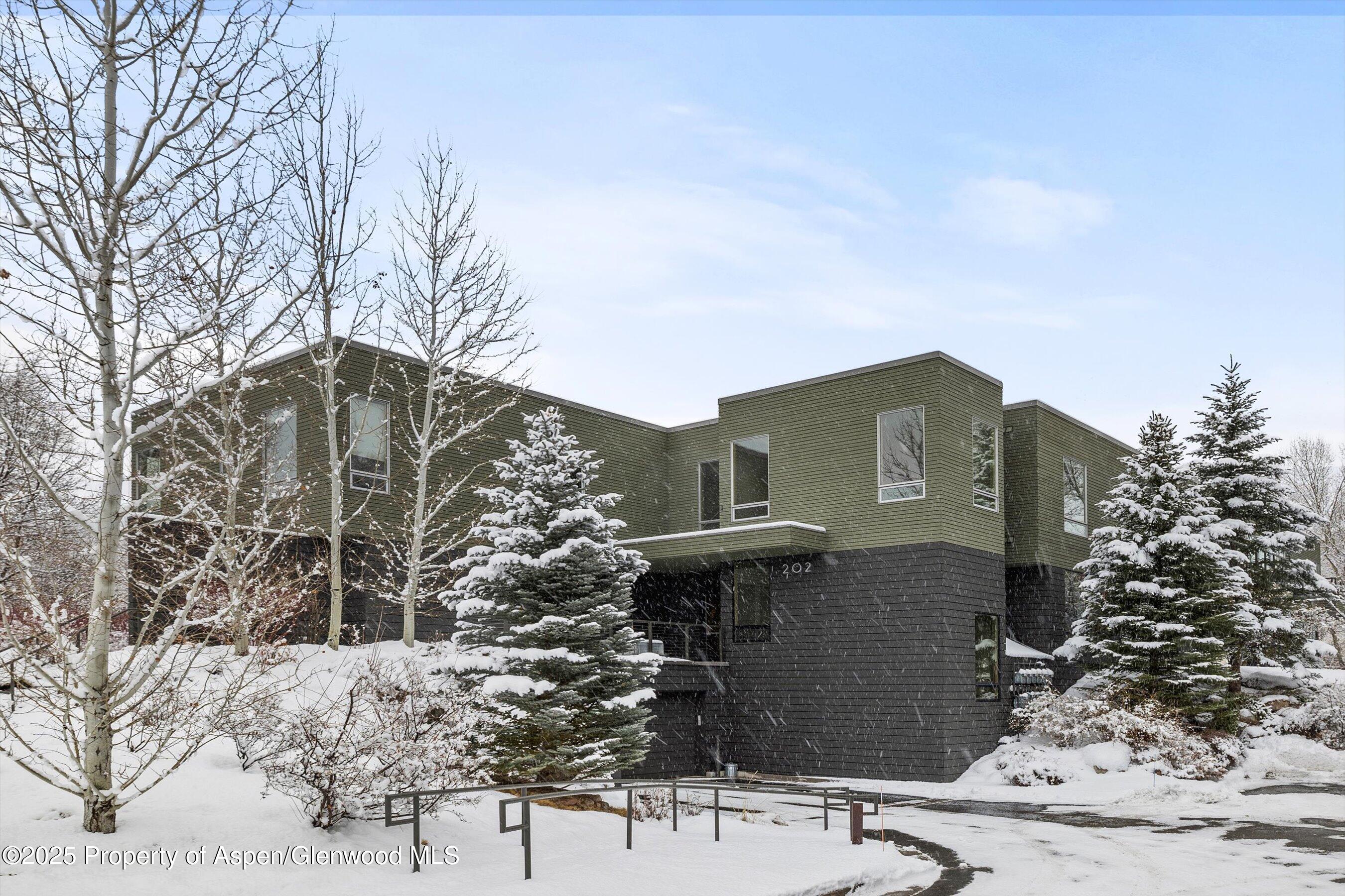 202 Evans Road, 104