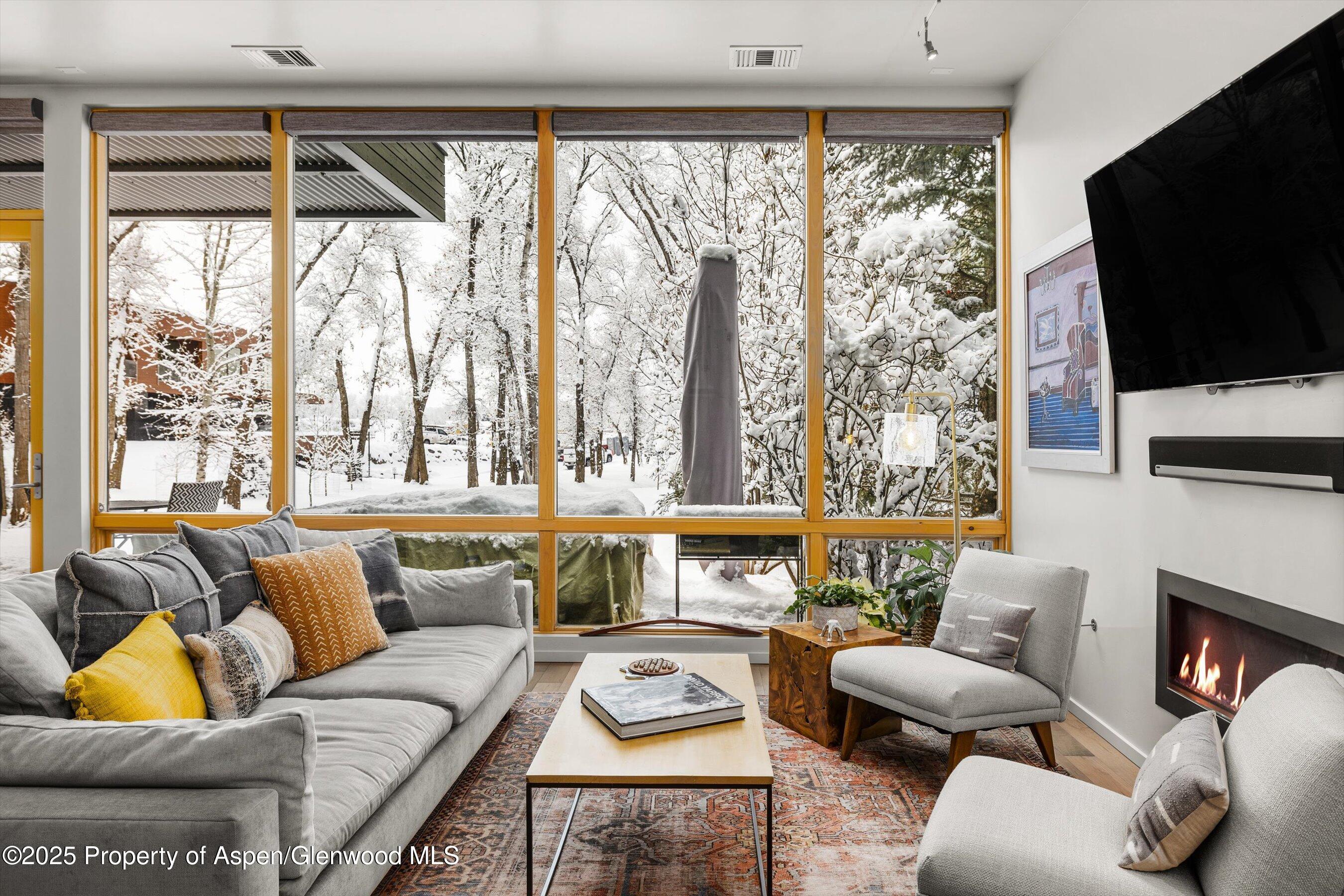 202 Evans Road, 104