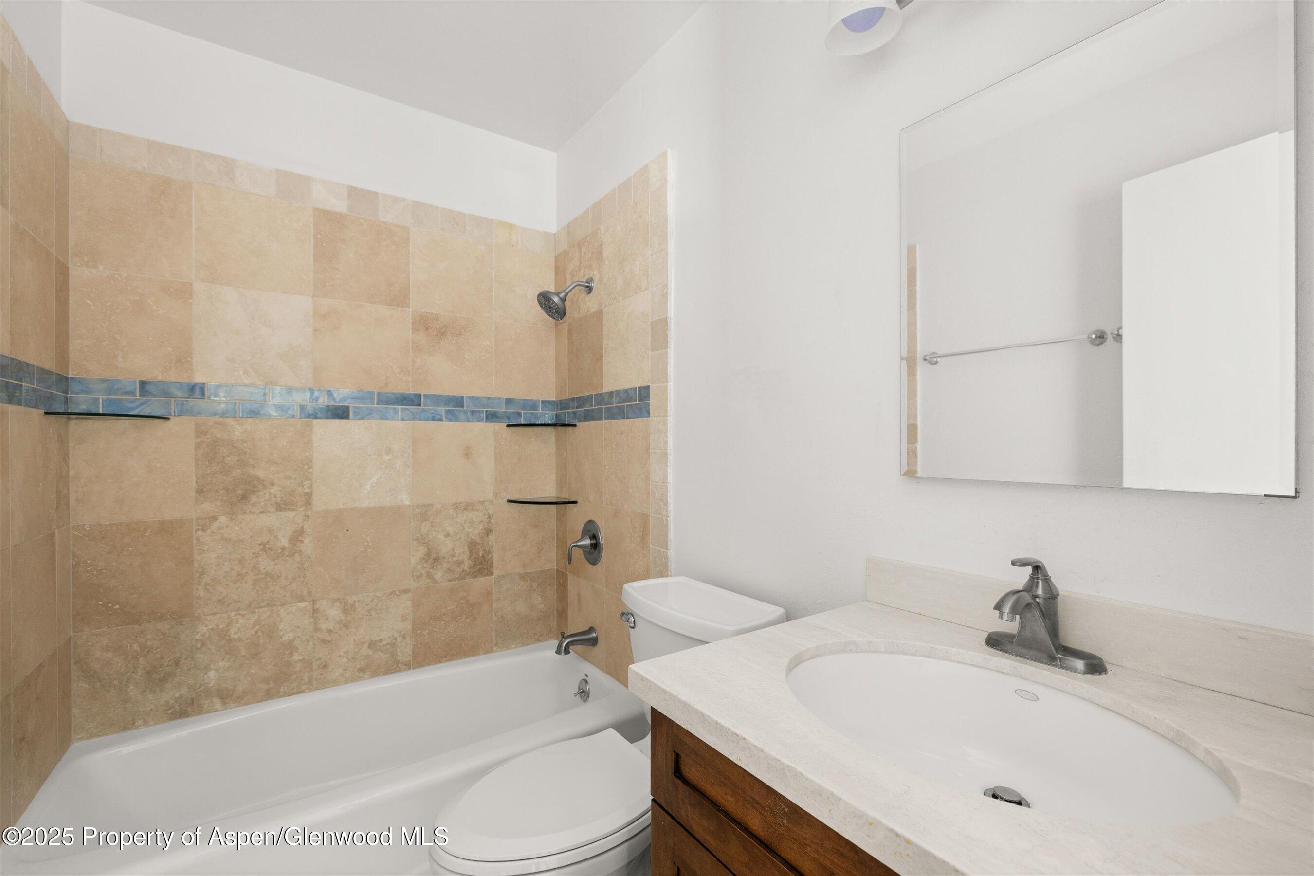 331 Holland Hills Road, 2