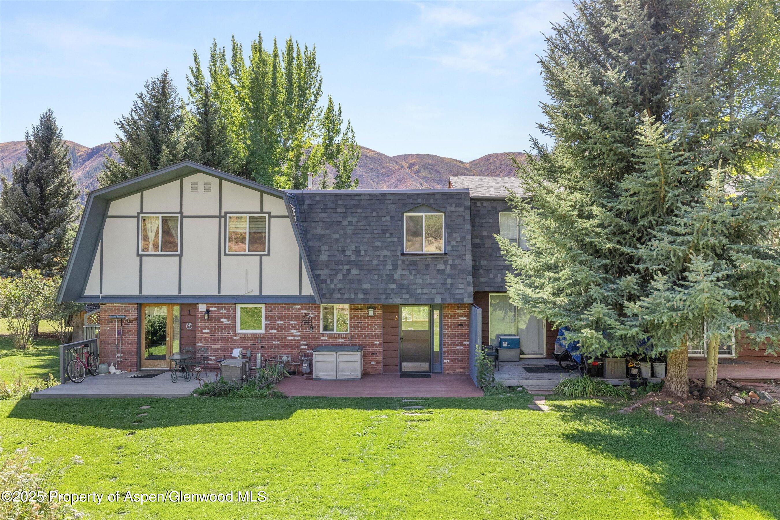 331 Holland Hills Road, 2