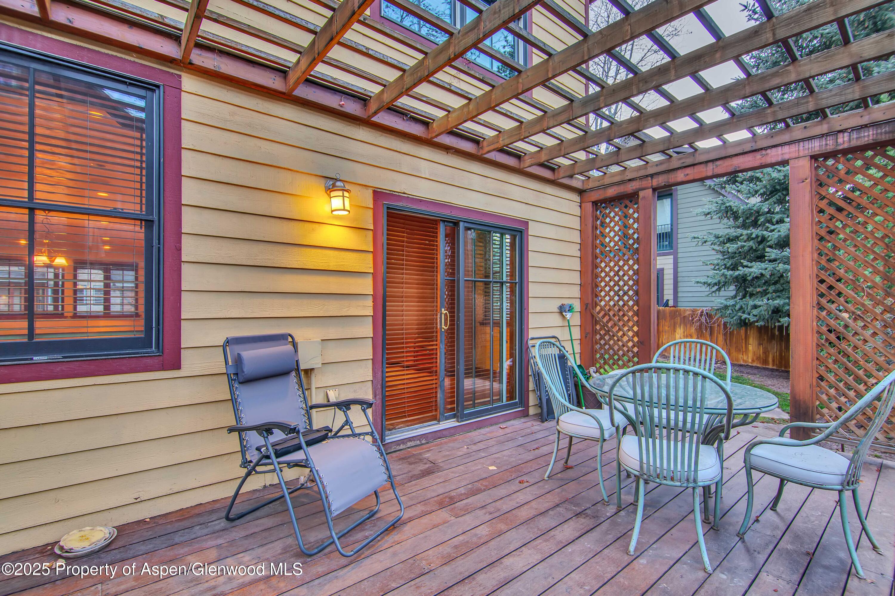 432 Meadow Court