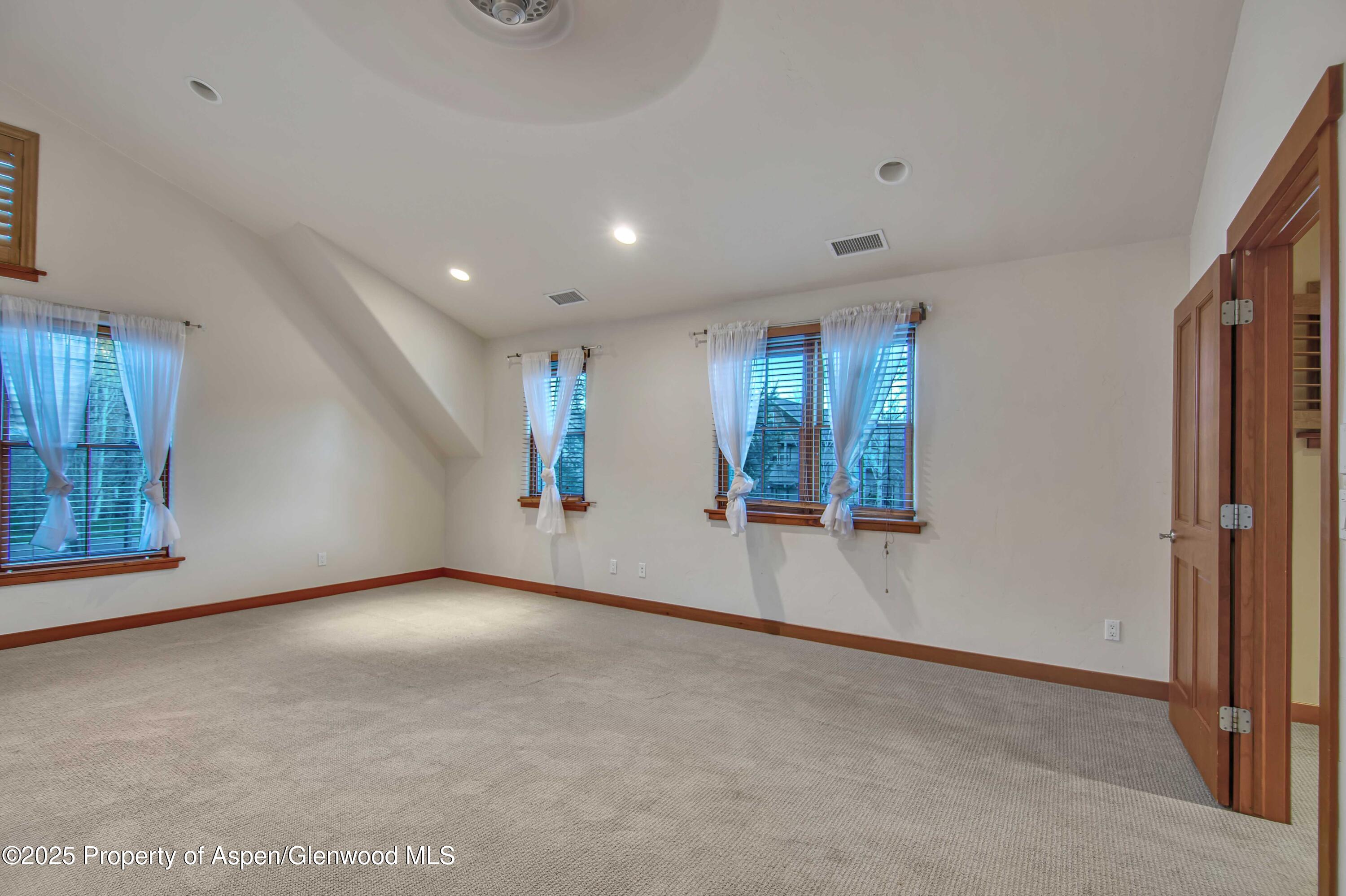 432 Meadow Court