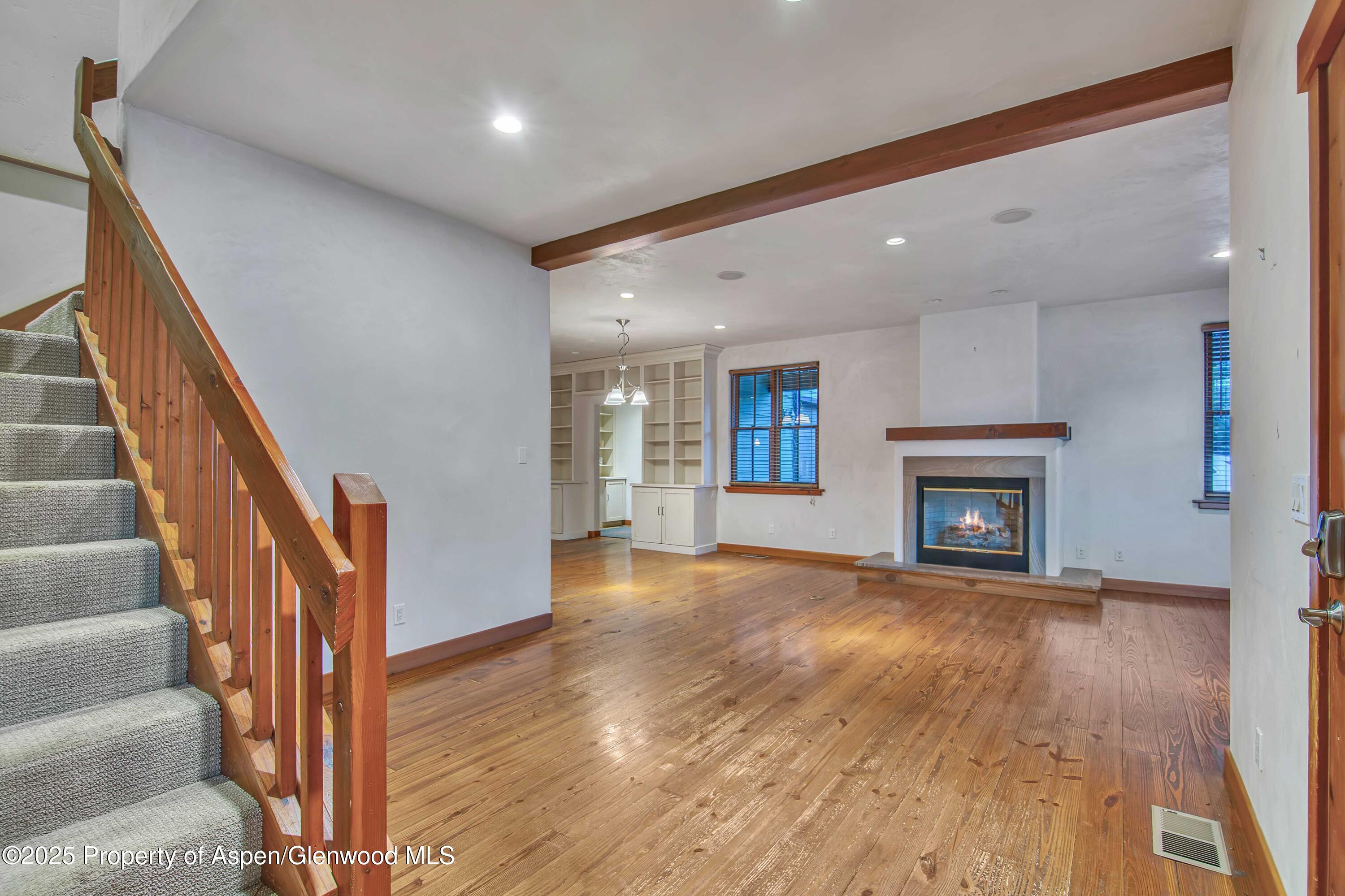 432 Meadow Court
