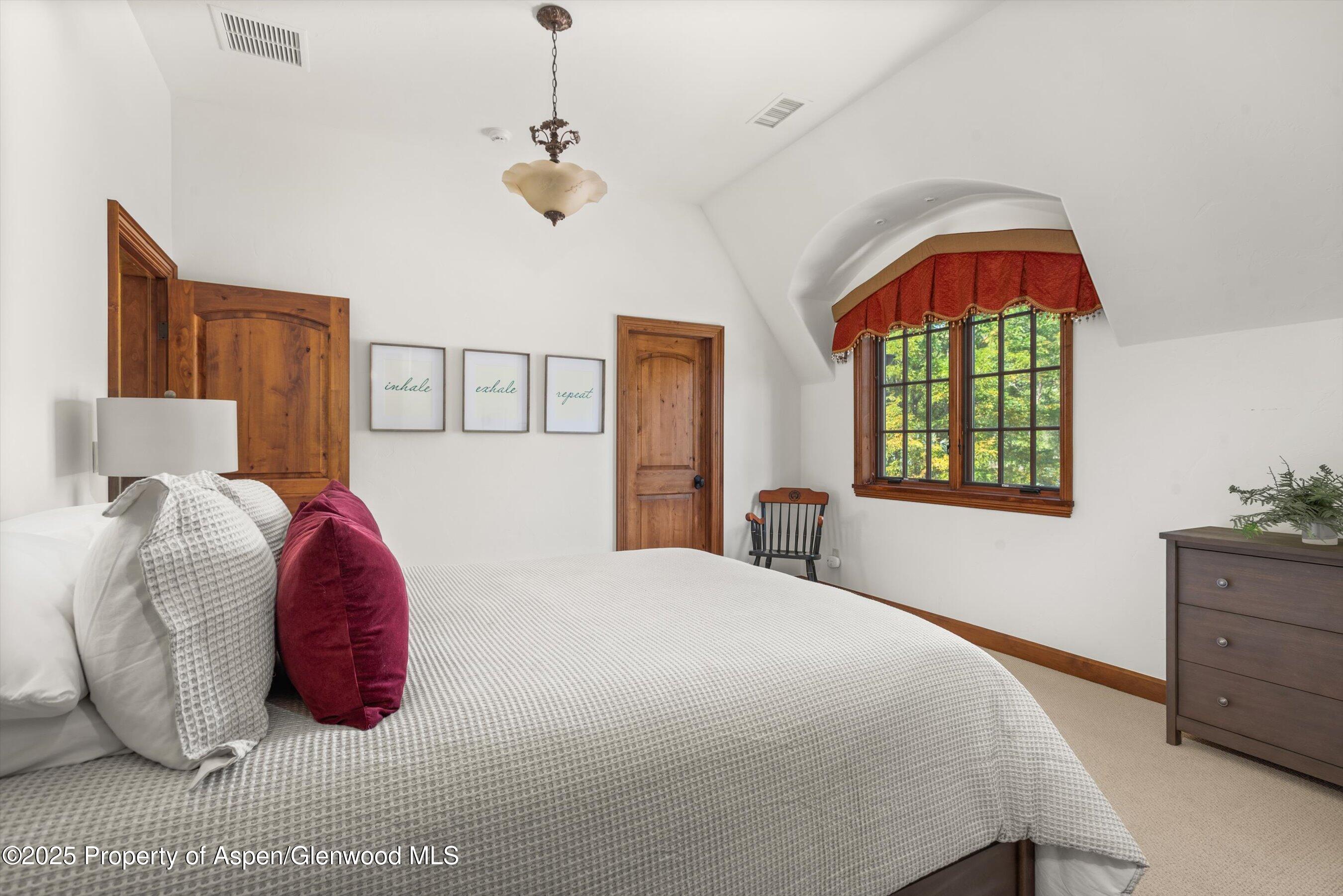 16 St Finnbar Farm Road