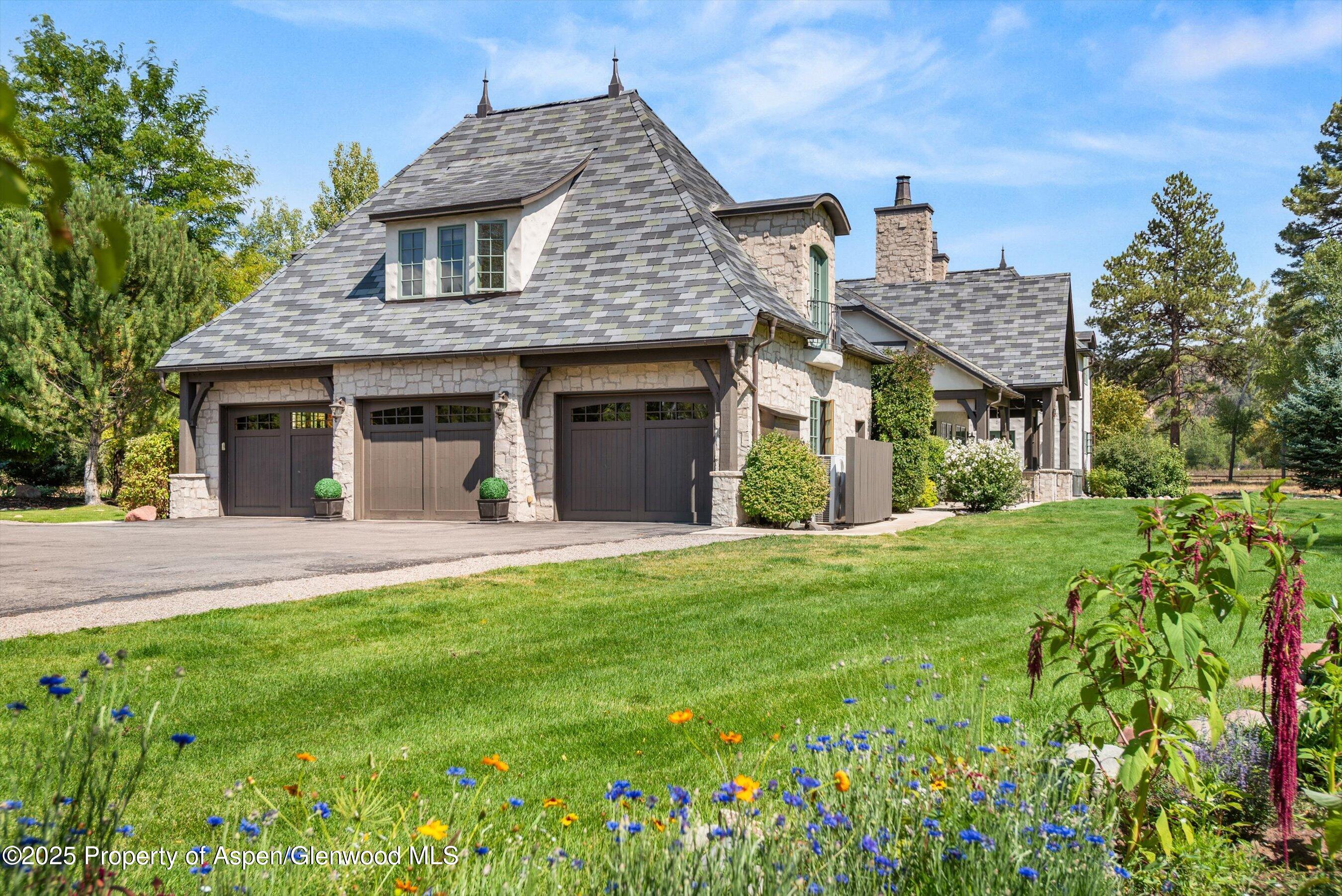 16 St Finnbar Farm Road