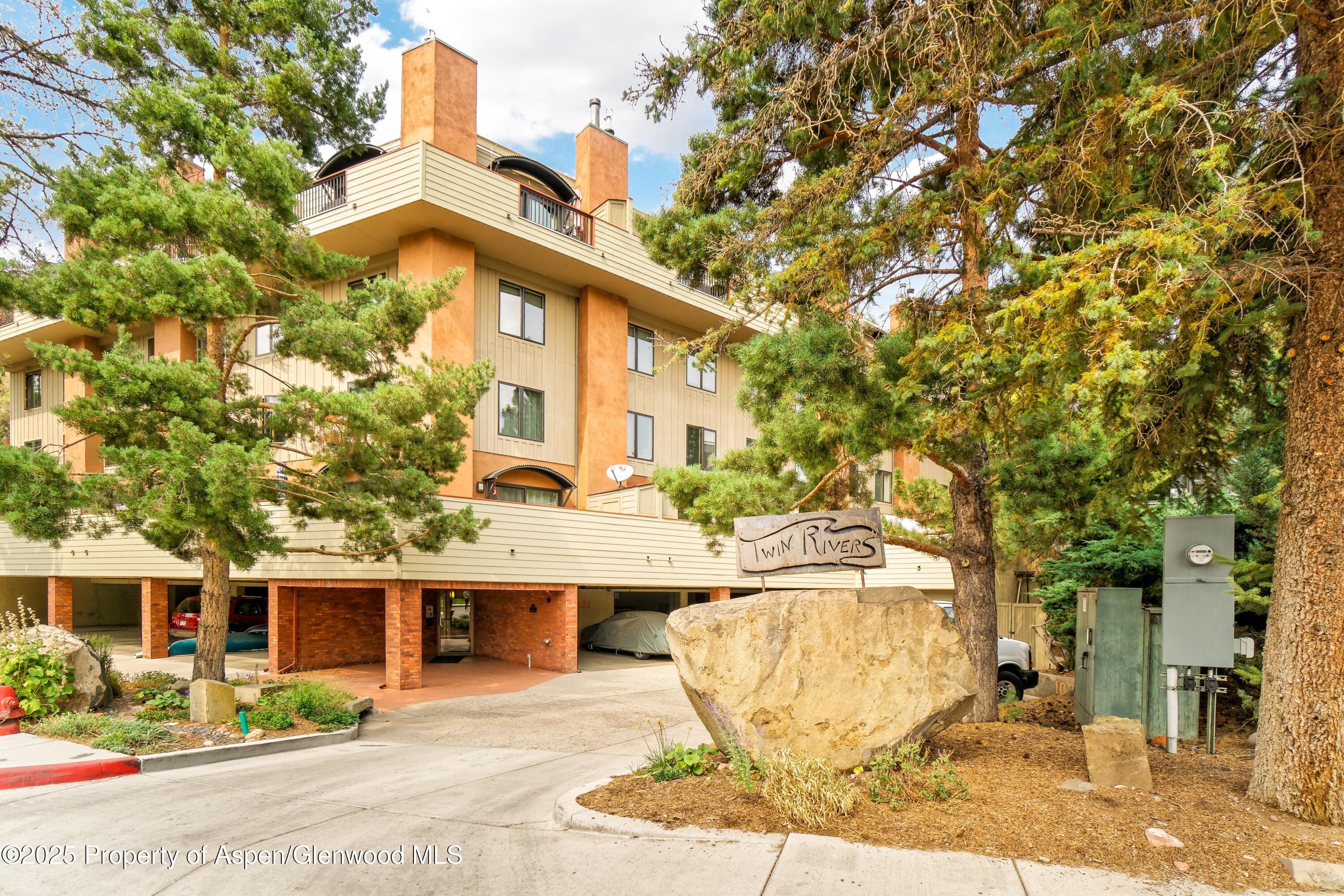 100 Midland Avenue 108