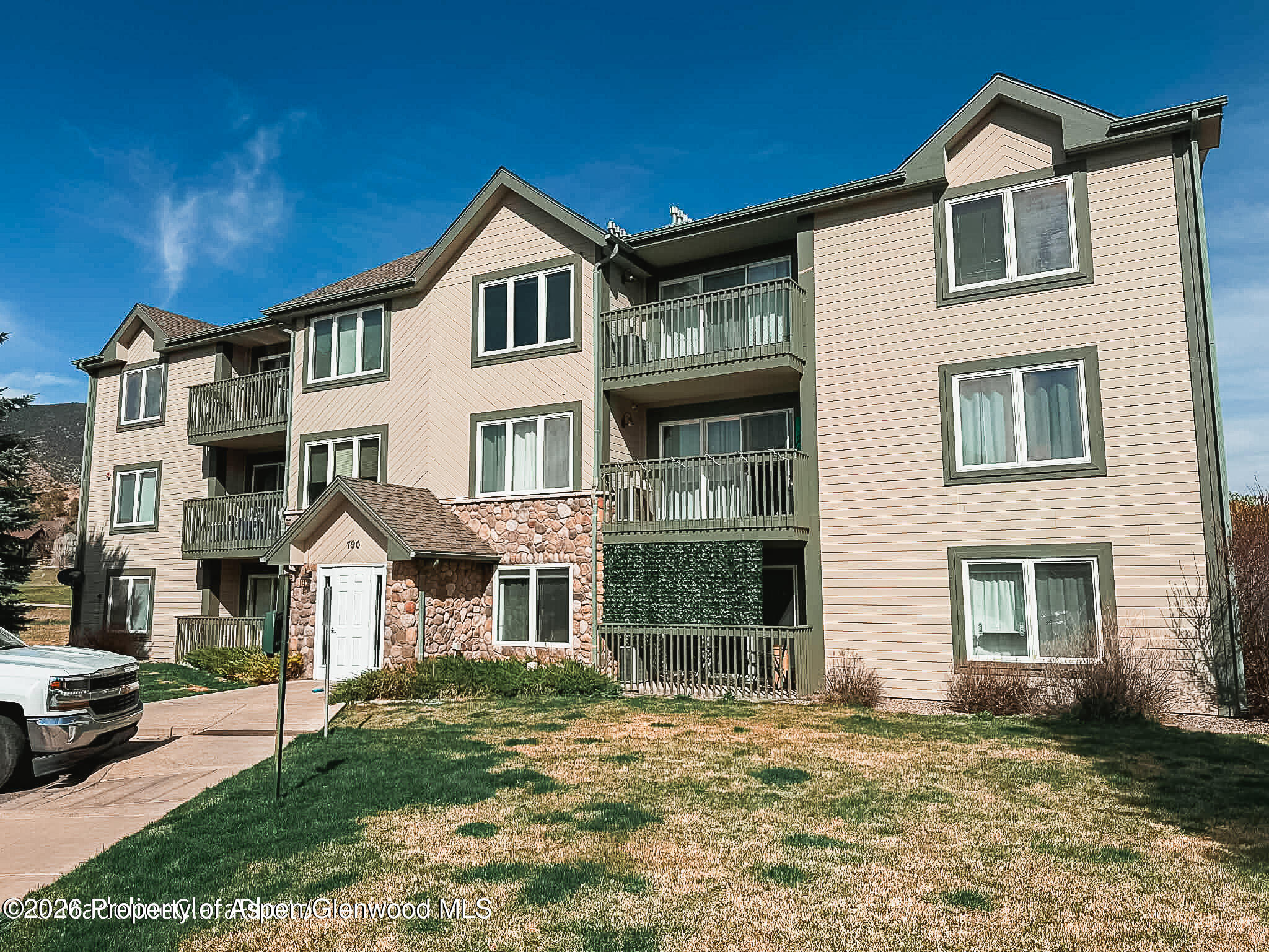 790 Castle Valley Boulevard L