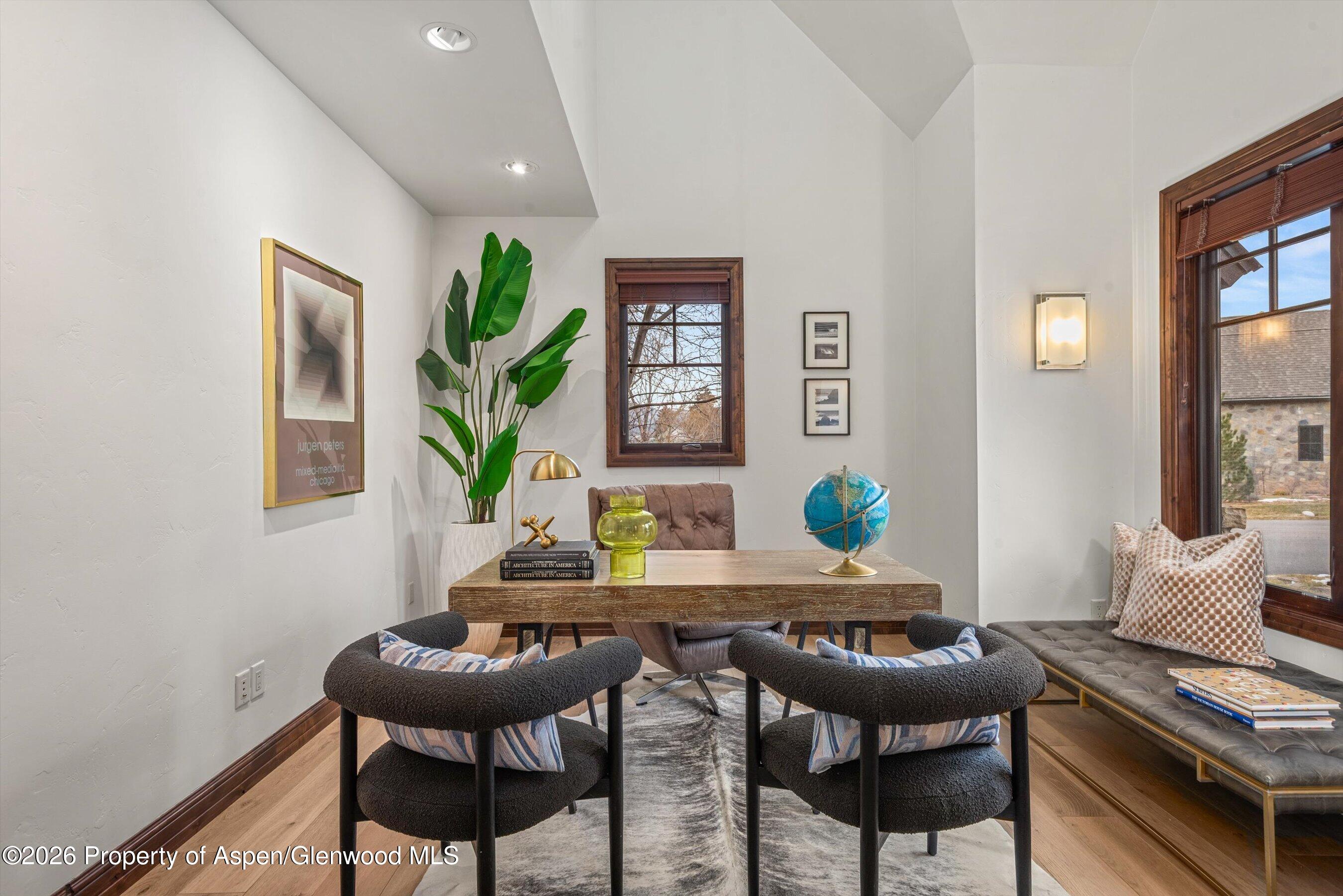 11 Pinon Lane